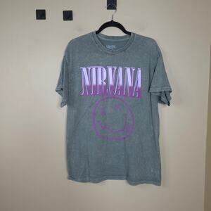 Nirvana Short Sleeve Smiley Graphic Tee in Washed Gray Size L